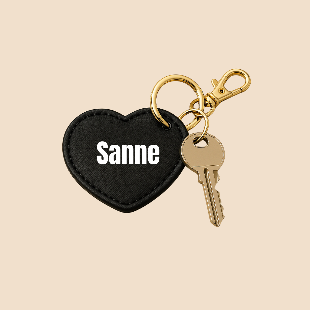 Sleutelhanger hart zwart met naam
